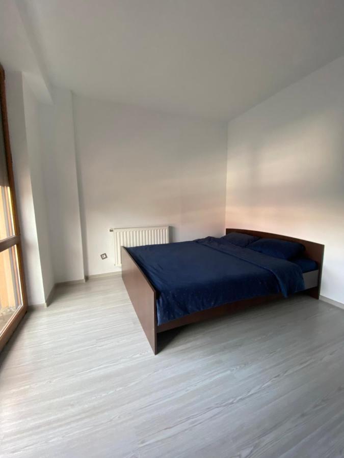 Apartament 3 Camere Бакеу Екстер'єр фото